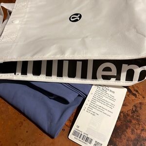 Lululemon Grove Size 10